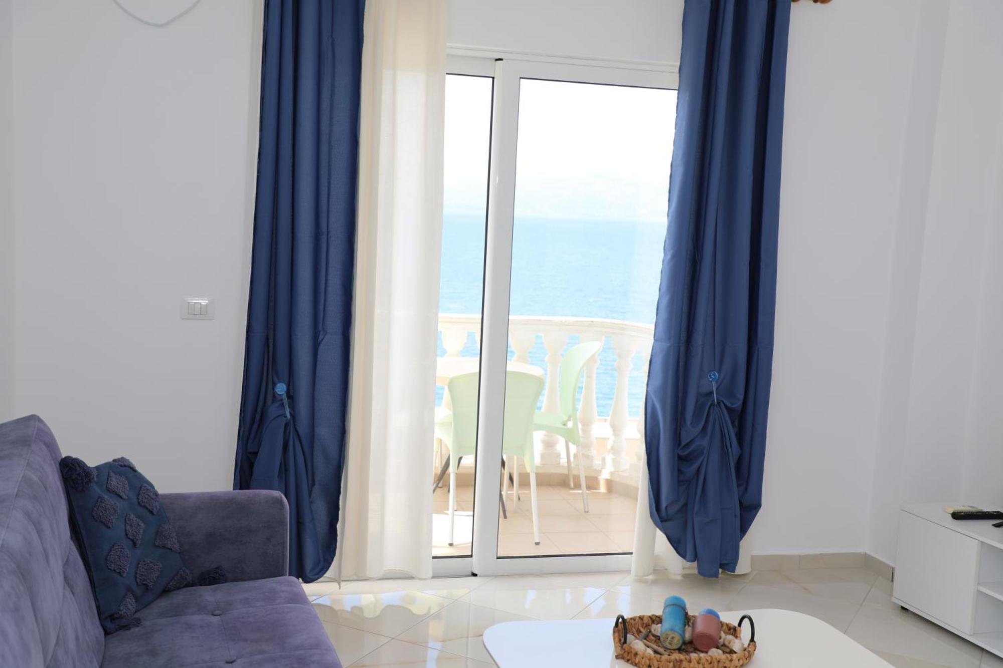 Saranda Apartaments Meta Exterior photo